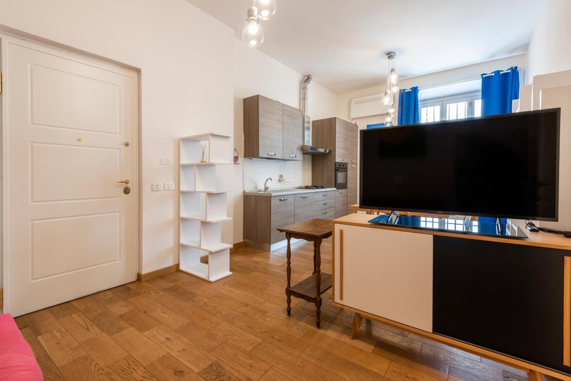 Liberta By Mmega Firenze